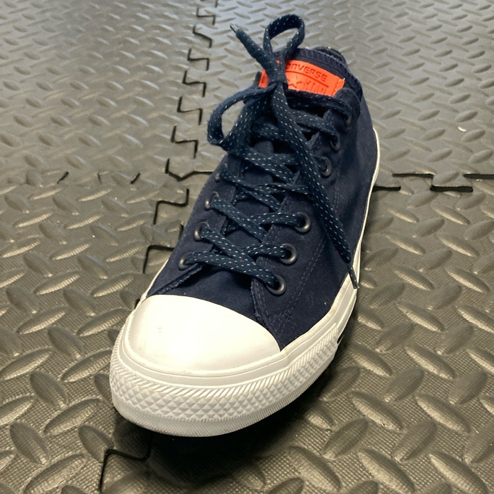 CONVERSE All Star Unisex Canvas Low Top  size M 11.5/ W 13.5